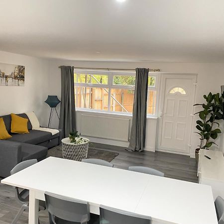 Bea Elcot Close Manchester Bagian luar foto
