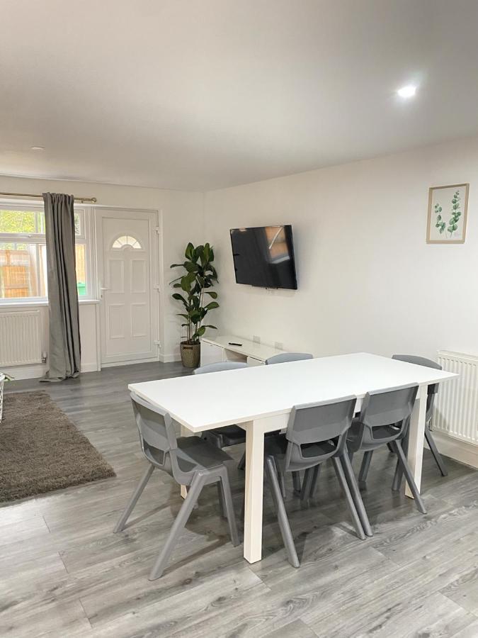 Bea Elcot Close Manchester Bagian luar foto